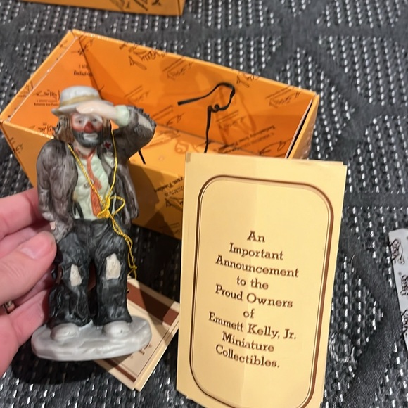 New in box Emmett Kelly Jr figure - Picture 5 of 6